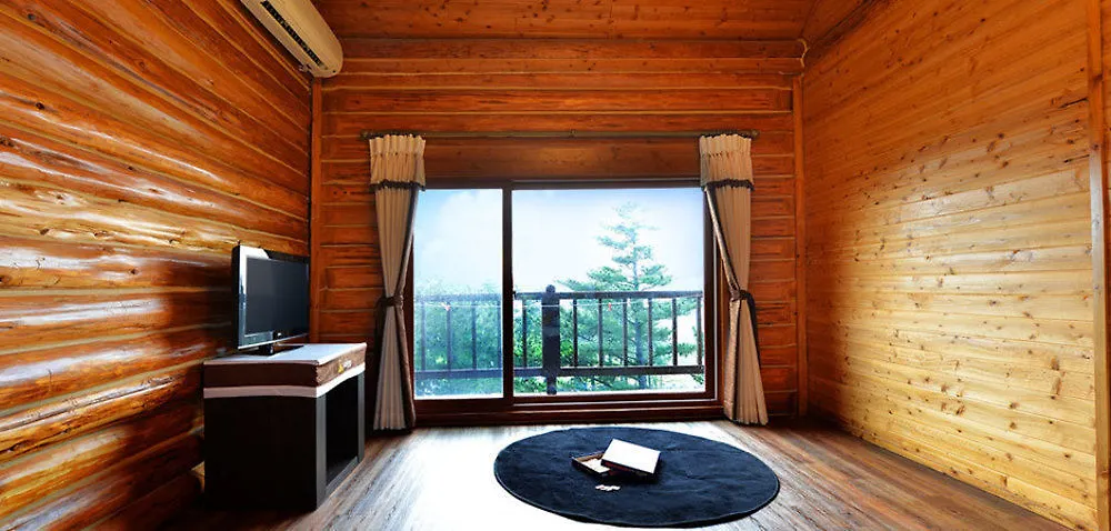 ** Otel Attene Pension Jeju Güney Kore